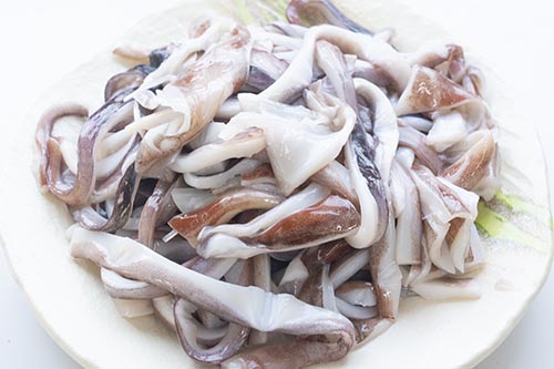 刺身用ムラサキイカのスソ